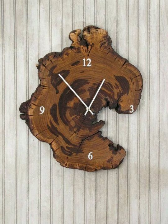 Wood clock_